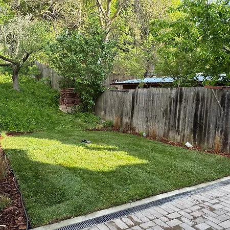 Old Town Escape - 3br With Private Garden *