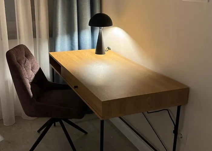 דירה Old Town Escape - 3br With Private Garden